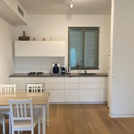 Laura Compound- Authentic 1 Bedroom Charming & Specious Tel Aviv Exterior foto