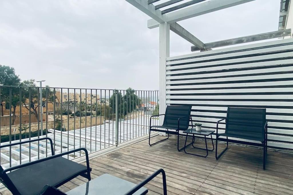 Laura Compound- Authentic 1 Bedroom Charming & Specious Tel Aviv Exterior foto